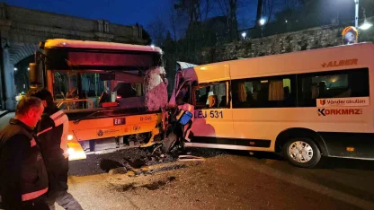 Beşiktaş’ta servis minibüsüyle İETT otobüsü kafa kafaya çarpıştı: 2 yaralı