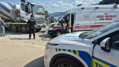 Beton mikserinin çarptığı yaya hayatını kaybetti