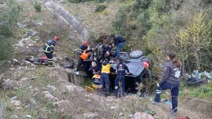Bilecik’te otomobil takla attı: 2 yaralı