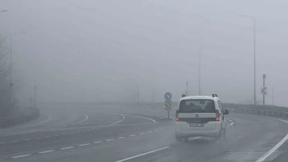 Bolu Dağı’nda sis ve yağış etkili oluyor