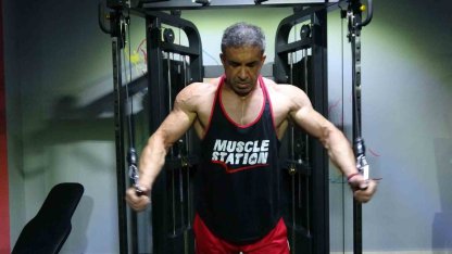 Burdur’da itfaiye personeli vücut geliştirmede Türkiye şampiyonu oldu