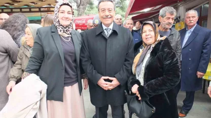 Burhaniye’de kadın muhtarlar bayramlaşma programına katıldı