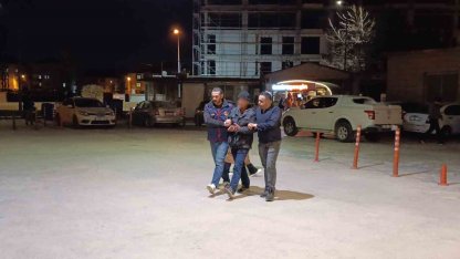 Bursa’da 15 yıl hapis cezası bulunan firari dolmuşta yakalandı