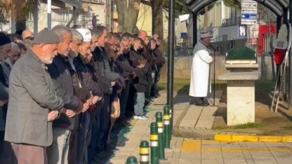 Bursa’da 7 yaşındaki Gökçe son yolculuğuna uğurlandı