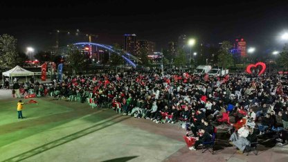 Bursa’da dev ekranda milli coşku