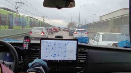 Bursa’da hayat koridoru açıldı Sürücülerden alkışlanacak hareket