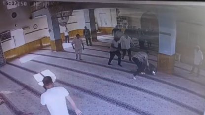 Camideki cinayette sanığa tahrik indirimi ile 16 yıl hapis