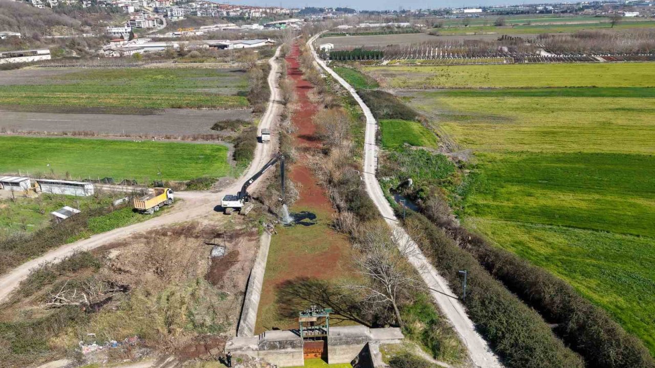 Çark Deresi’nde 5 kilometrelik hat temizleniyor