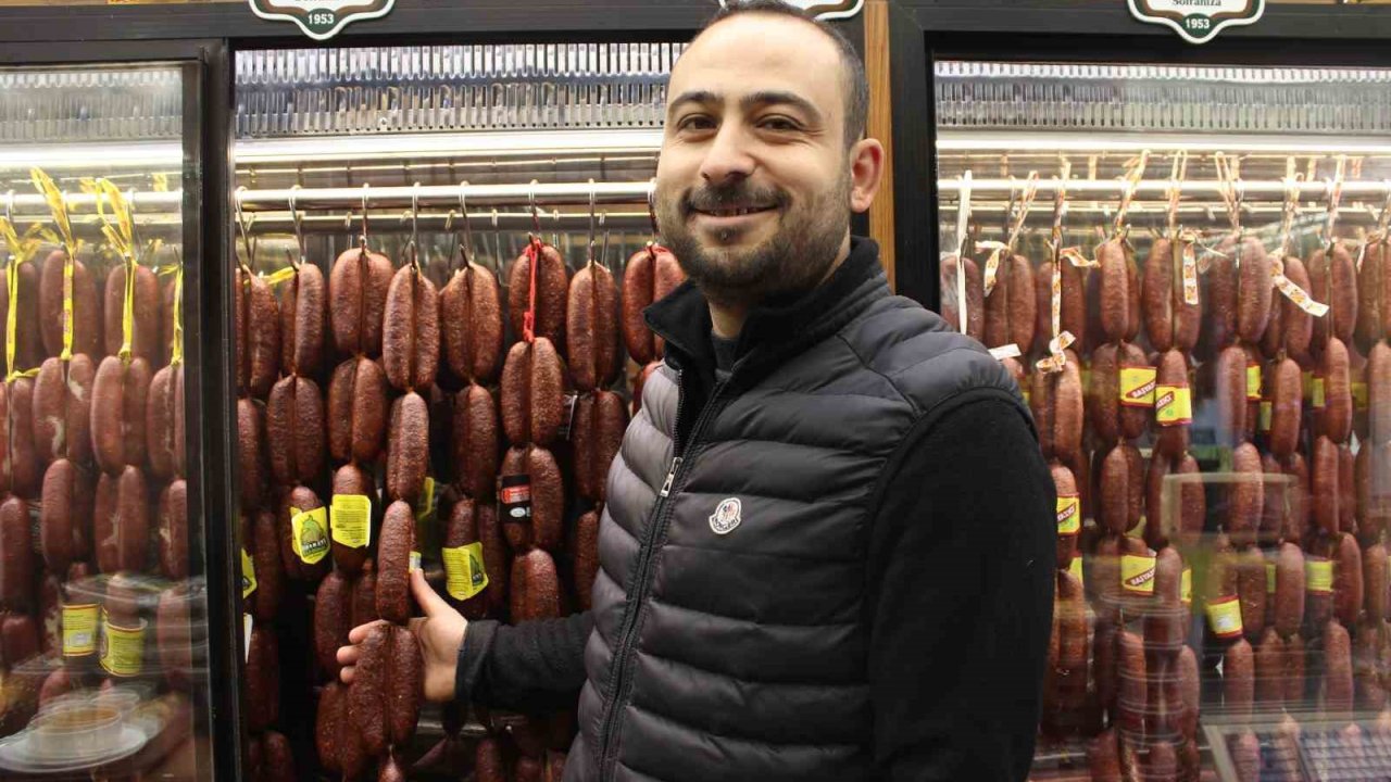 Çarşıda ramazan yoğunluğu devam ediyor