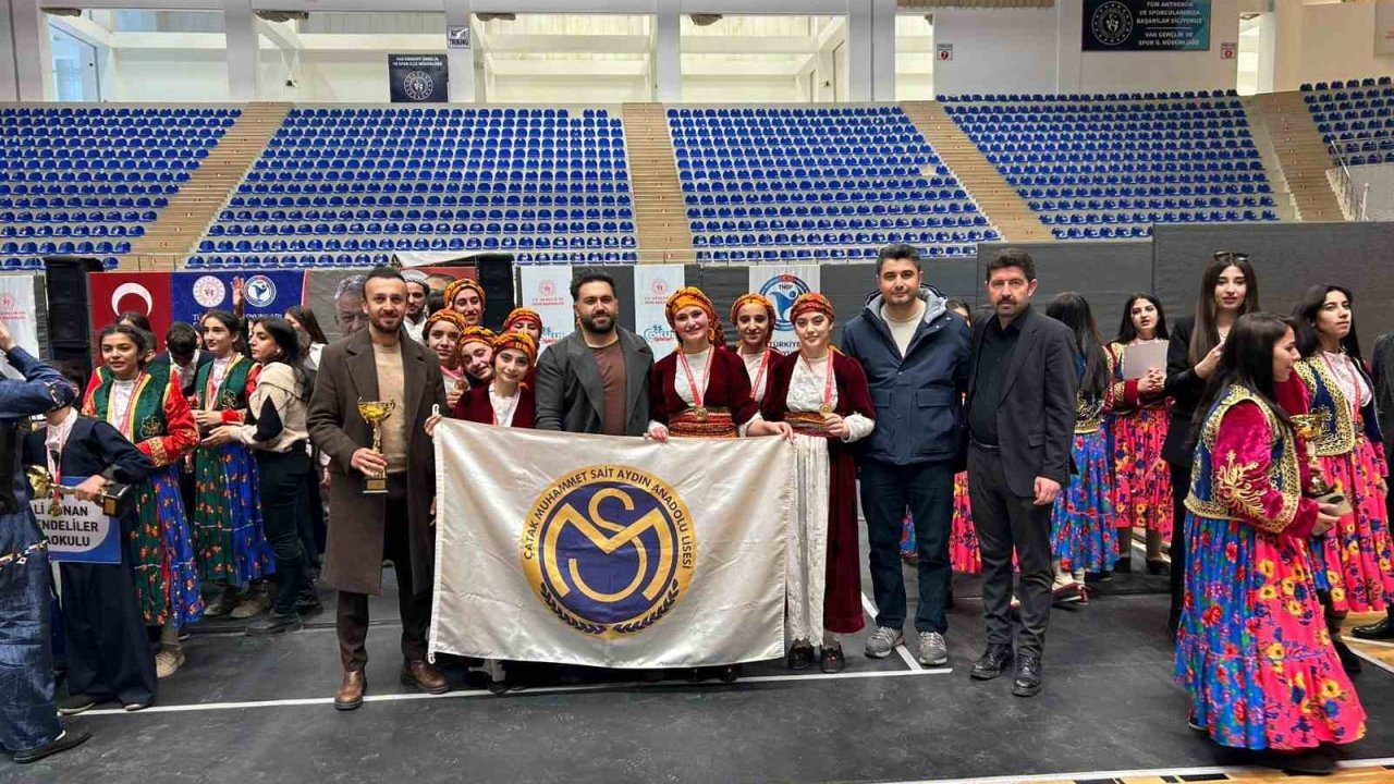 Çataklı öğrencilerden büyük başarı