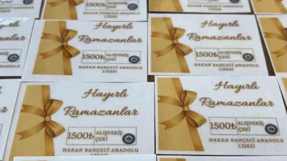 Çermik’te öğrencilere yardım çeki dağıtıldı