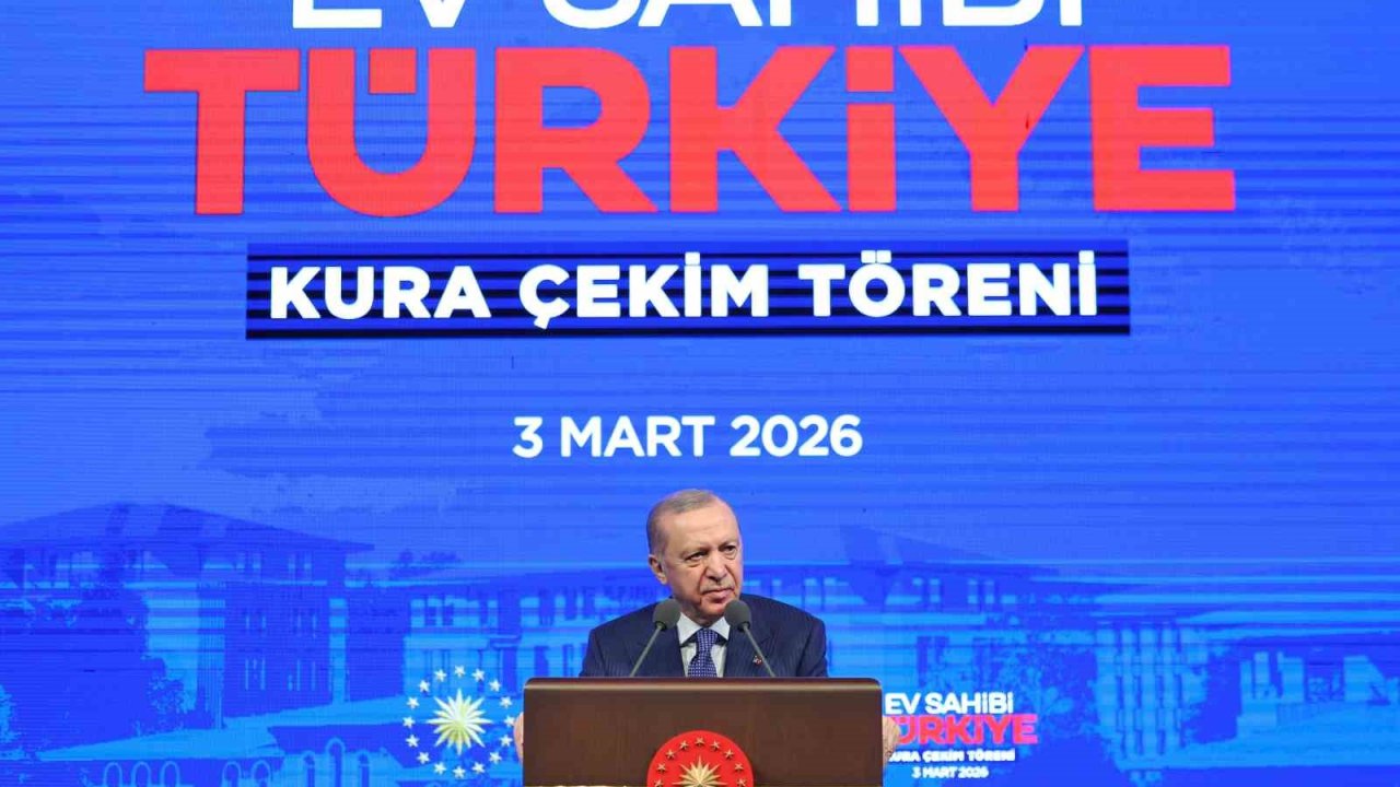 Cumhurbaşkanı Erdoğan: "Elleri öpülesi öğretmenlerimize yönelik şiddetin hiçbir gerekçesi hiçbir mazereti olamaz"