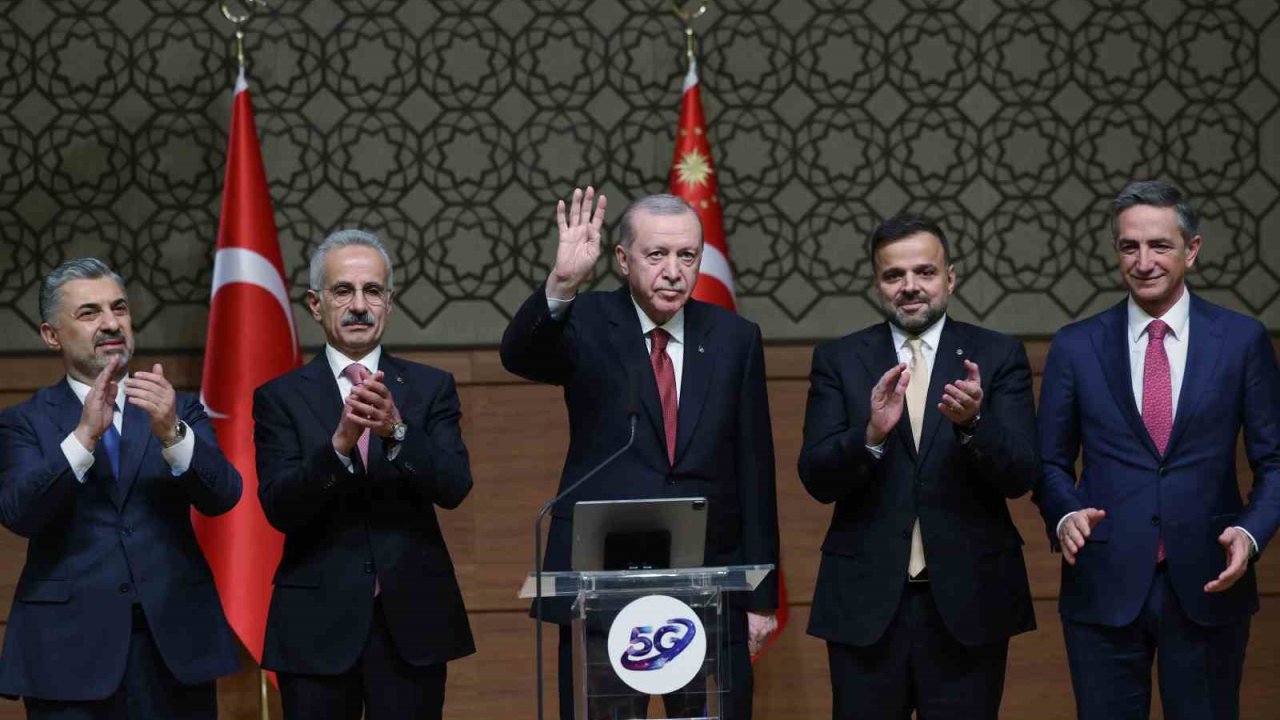 Cumhurbaşkanı Erdoğan’ın butona basmasıyla Türkiye’de 5G teknolojisine geçildi