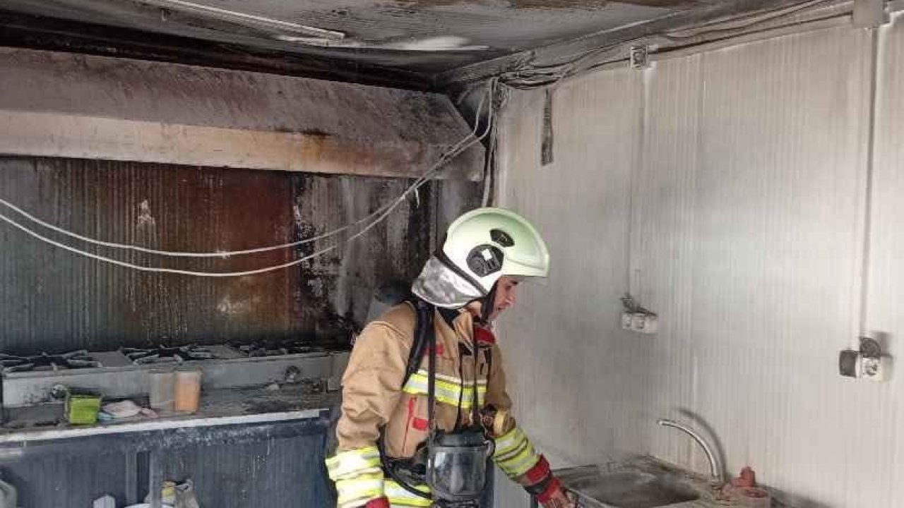 Defne’de iş yeri alevlere teslim oldu