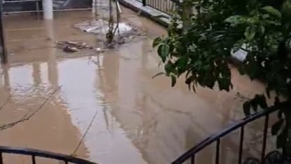 Didim’de sağanak yağış etkili oldu