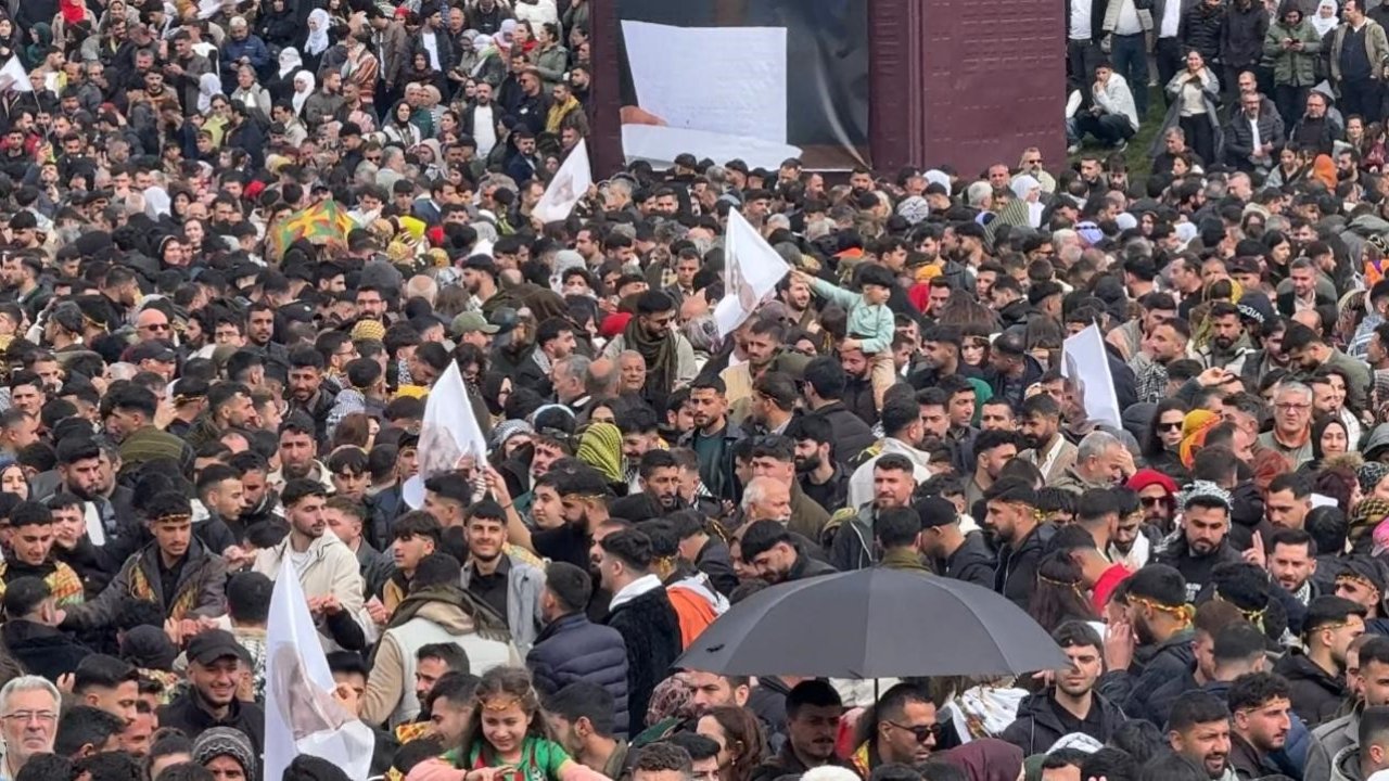 Diyarbakır’da Nevruz kutlandı
