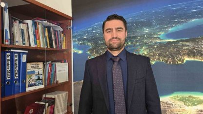 Doç. Dr. Mustafa Özalp: "(İran-ABD-İsrail savaşı) Yapılması gereken şey müzakere masasının başlaması, diplomasiye öncelik verilmesi ve savaşın ivedilikle durdurulması"