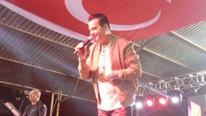 Düziçi’nde 106. yıl coşkusu Hakan Peker konseriyle başladı