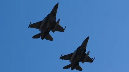 Edirne semalarında F-16 ve Akıncı’dan prova uçuşu