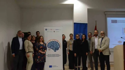 Eğitim Fakültesi’nde yapay zekâ destekli öğretmen eğitimi projesi başlatıldı