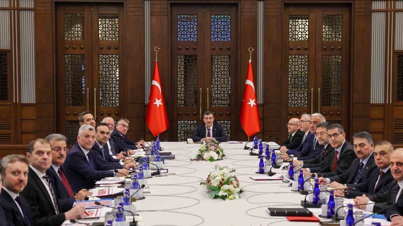 EKK: "Küresel ticarette artan belirsizlikler dış ticaret stratejilerinin yeniden şekillendirilmesini gerekli kılmaktadır"