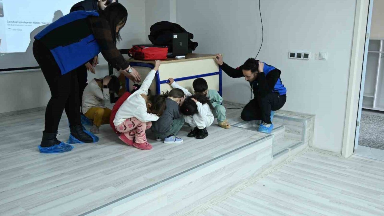 Elazığ’da afet farkındalık eğitimi