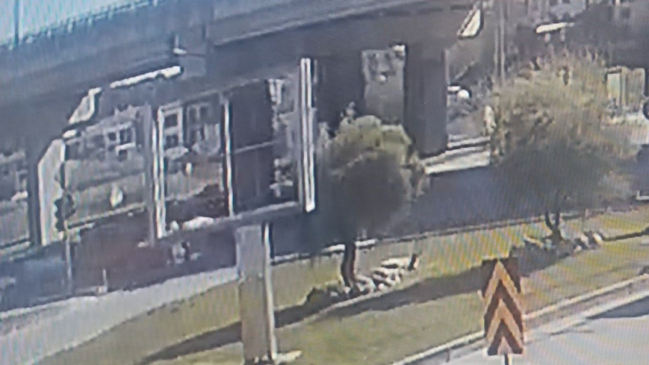 Elektrikli bisiklet ile motosiklet çarpıştı: 1 yaralı