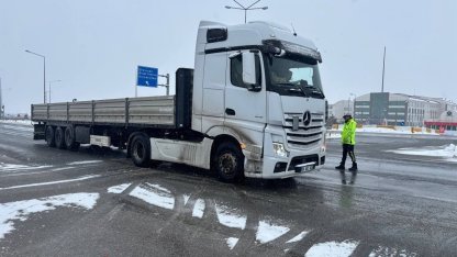 Erzincan’da 335 köy yolu kar nedeniyle ulaşıma kapalı