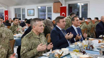 Erzincan’da kahraman gaziler ve aileleri onuruna iftar sofrası kuruldu