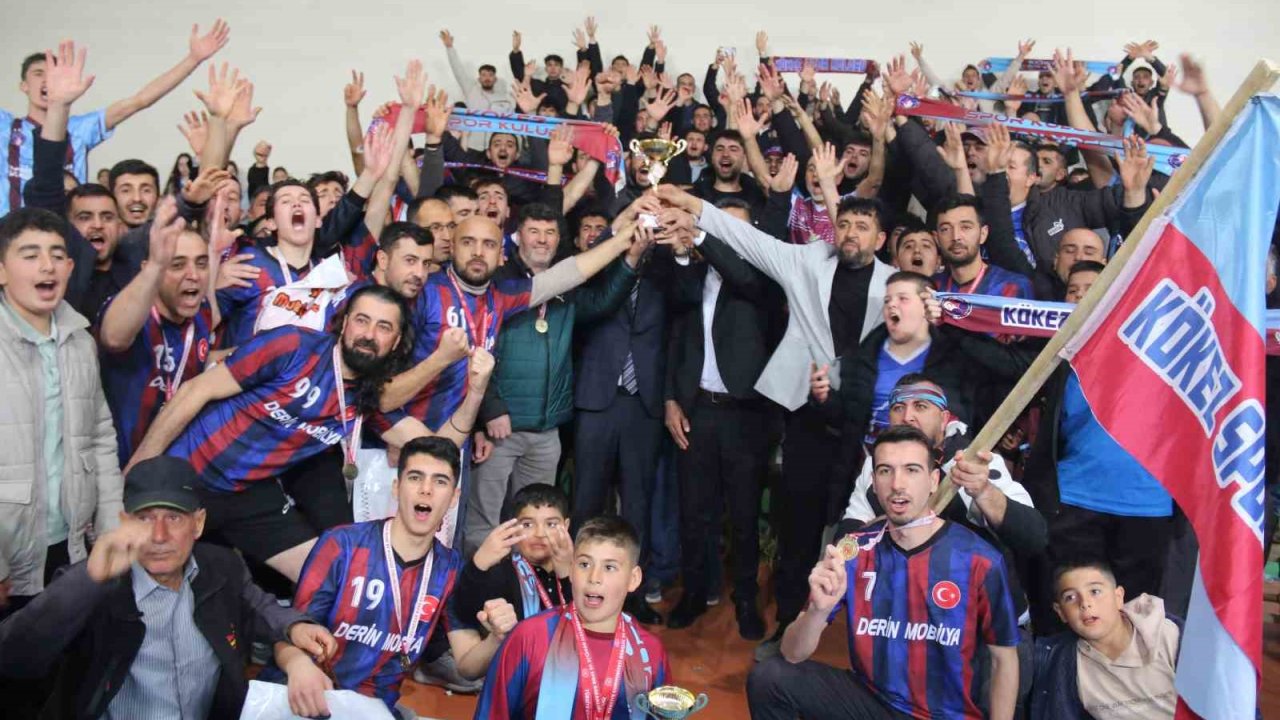 Eskil’de voleybol turnuvasının şampiyonu Kökezspor oldu