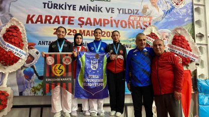 Eskişehirli karateciler Türkiye Şampiyonası’ndan madalyalarla döndü