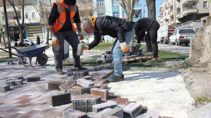 Eyyübiye’de yol ve parklar yenileniyor