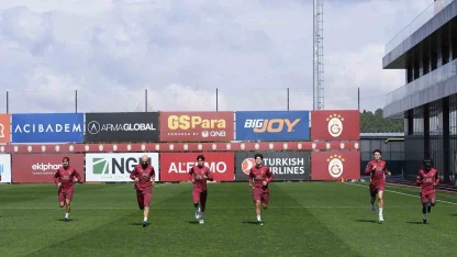 Galatasaray günü çift antrenmanla tamamladı