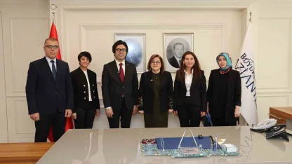 Gaziantep Büyükşehir’den doğum sürecine destek için ebe eşliği modeli