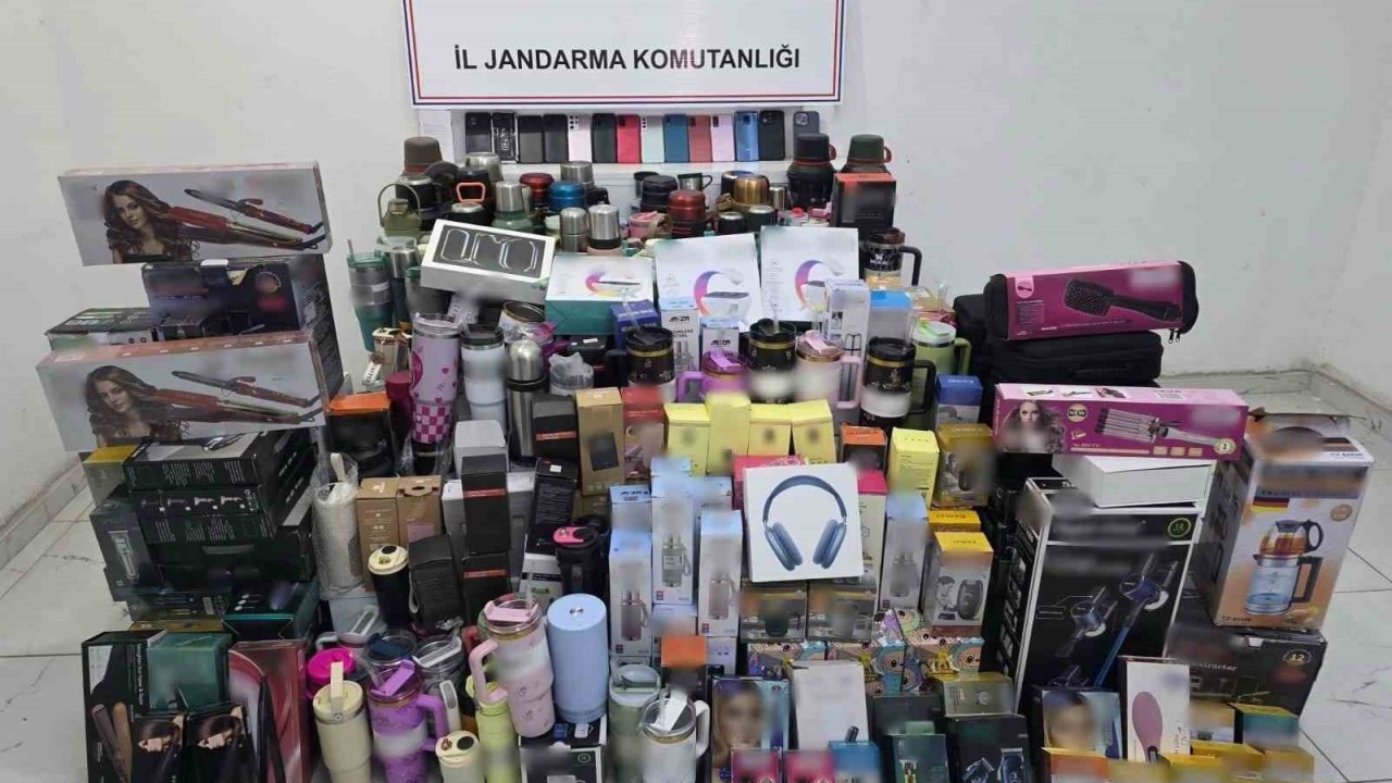 Gaziantep’te 3 milyon TL değerinde kaçak malzeme ele geçirildi