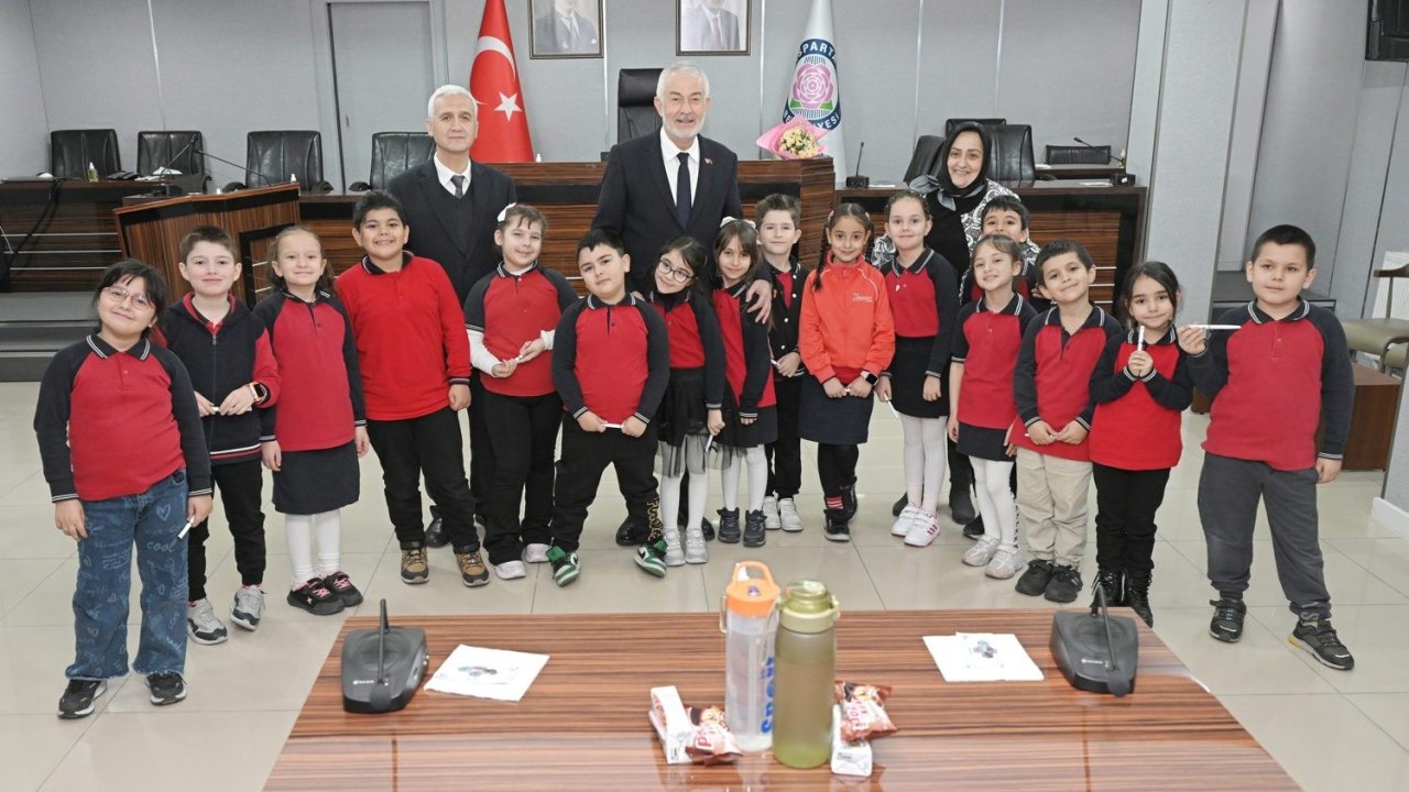 Geleceğin bireyleri yerel yönetimi yerinde tanıdı