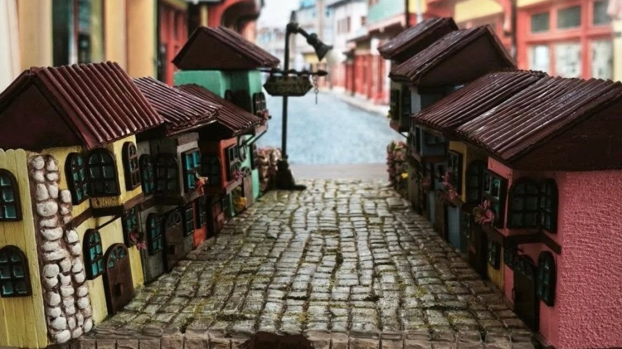 Geleneksel Akşehir evleri minyatür olarak üretiliyor