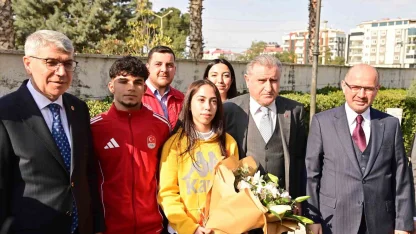 Gençlik ve Spor Bakanı Bak: "12 milyona yakın gencimize yüzme öğrettik"