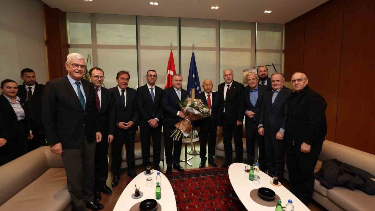 Gençlik ve Spor Bakanı Bak Kosova’da