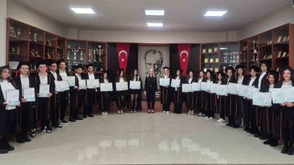 GKV Cemil Alevli Anadolu Lisesi öğrencilerinden küresel yolculuğa güçlü bir adım