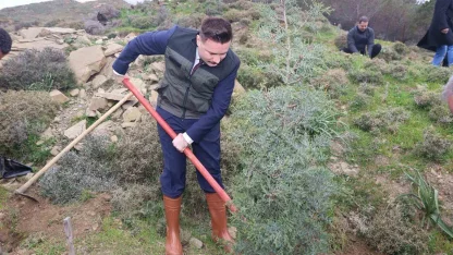 Gökçeada’da fidanlar toprakla buluştu