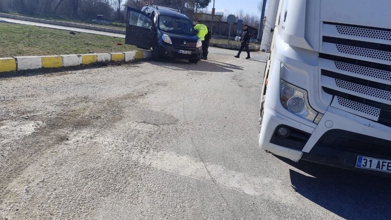 Isparta’da tır ile otomobil çarpıştı: 2 yaralı
