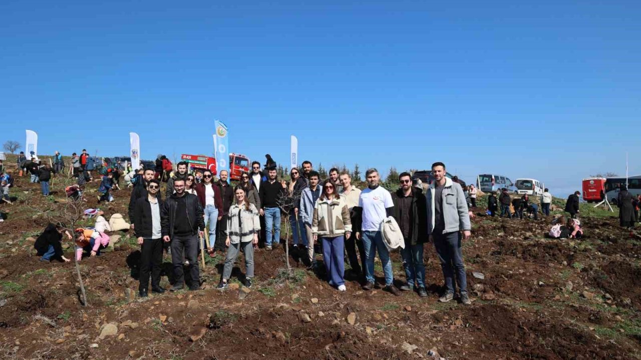 İyilik Kulübü, Yeşil Vatan için sahada