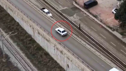 Kaçış planı işe yaramadı, koşarak araç değiştirdi yine yakalandı