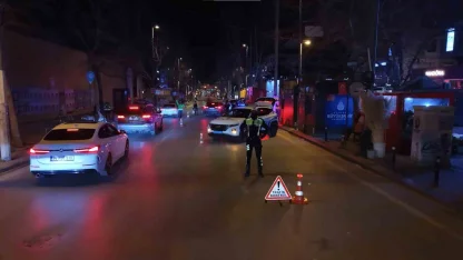 Kadıköy’de gece denetimleri: 1.2 milyon TL ceza, 159 araç trafikten men