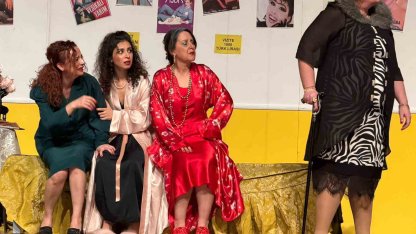 ‘Kadıncıklar’ oyunu büyük ilgi gördü