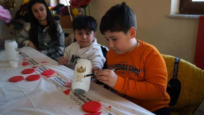 Kahramanmaraş’ta çocuklaR Ramazan kandili tasarladı
