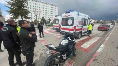 Karaman’da motosiklet otomobile çarptı: 1 yaralı