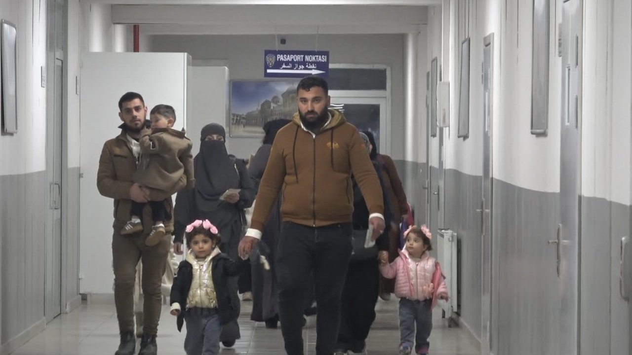 Kilis’te Suriyelilerin gönüllü dönüşü bayram sonrası da sürüyor