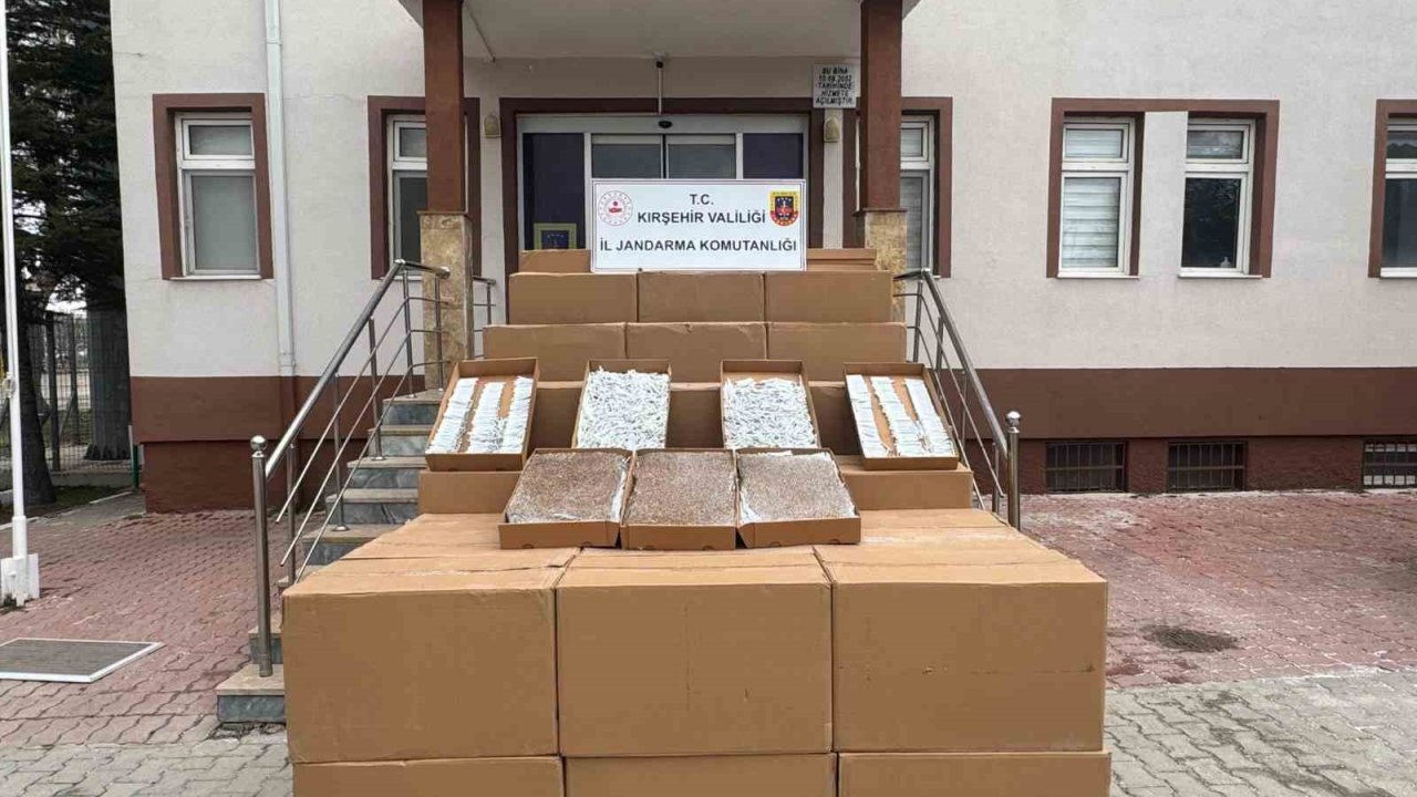 Kırşehir’de 4 milyon 95 bin TL’lik kaçak makaron ele geçirildi